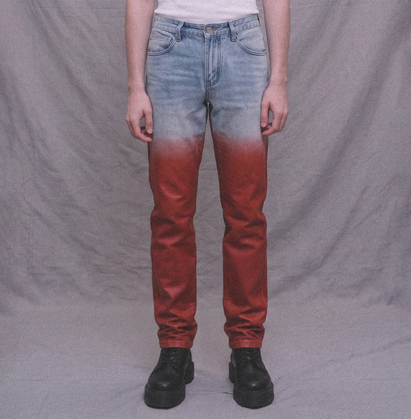 GRADIENT JEANS IN RED